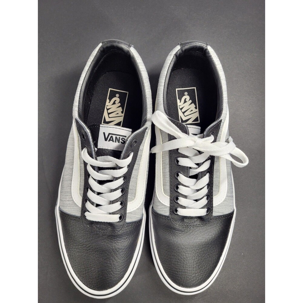 Vans Ward Low Top  Classic Size 8.5